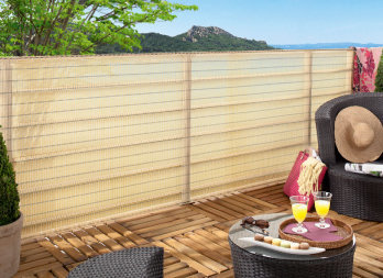 Woven, decorative privacy screen