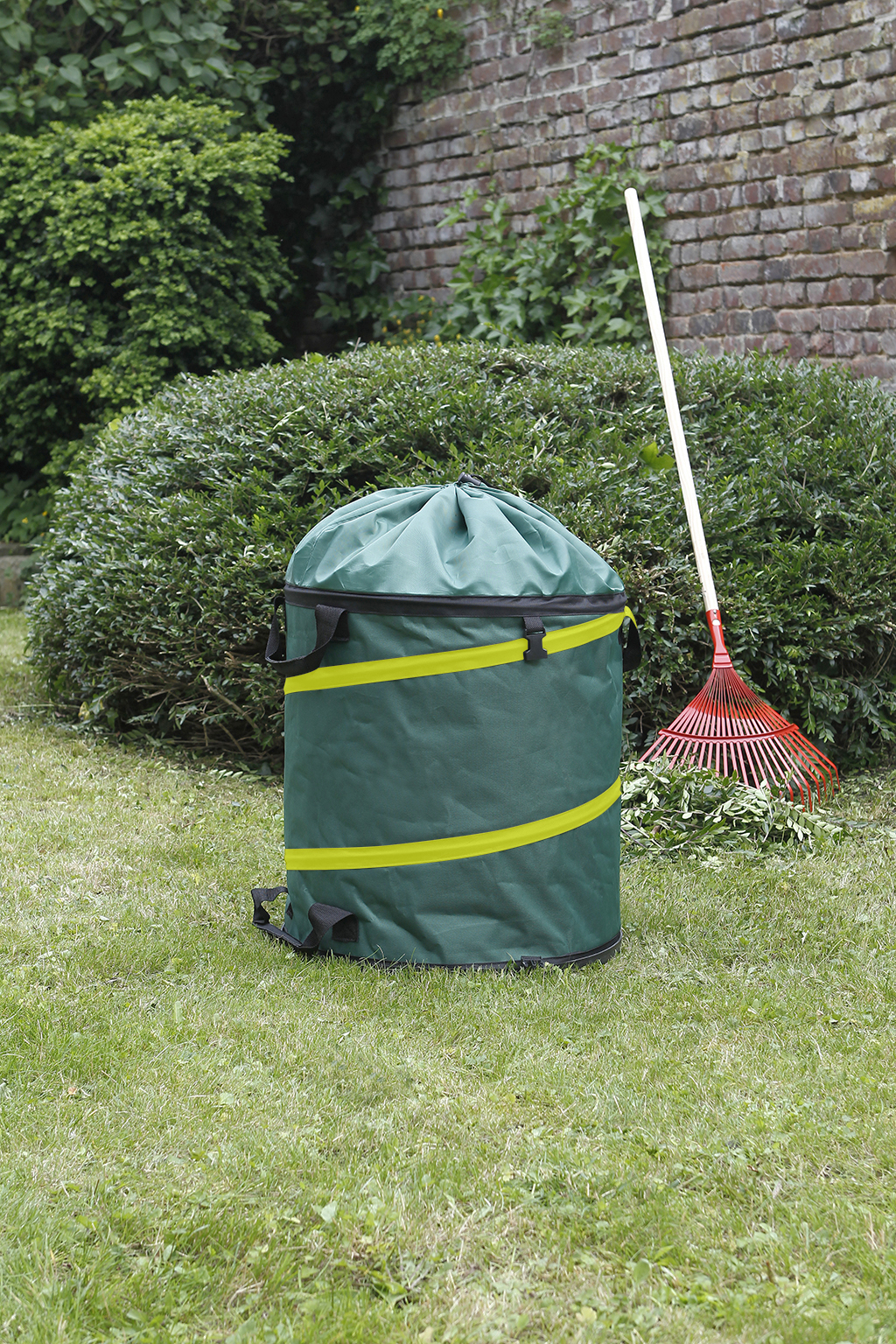 Sac à déchets verts pop up - 116L : Sacs à déchets verts et poubelles de  jardin NORTENE jardin - botanic®