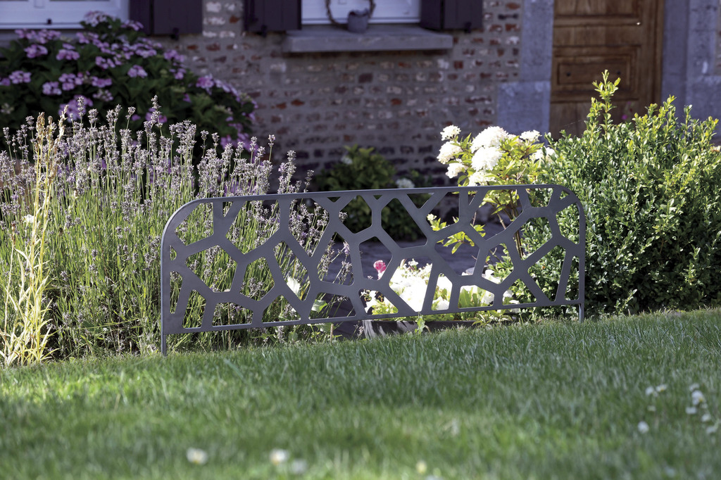 Bordure jardin exterieur Bordures De Jardin En Métal Pour Pelouses